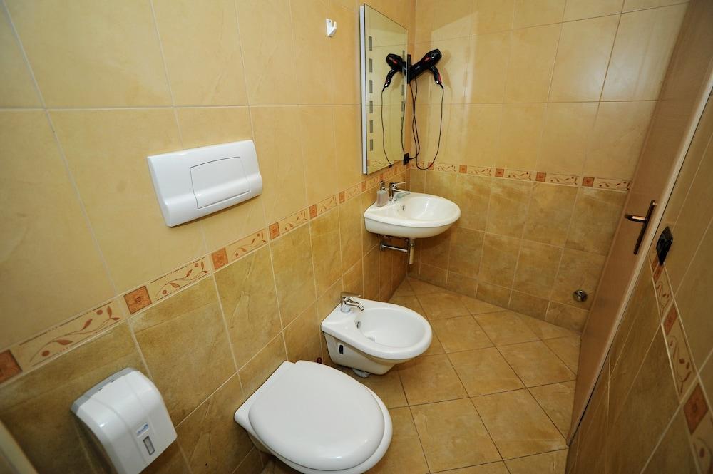 טיראנה Dream Hotel מראה חיצוני תמונה